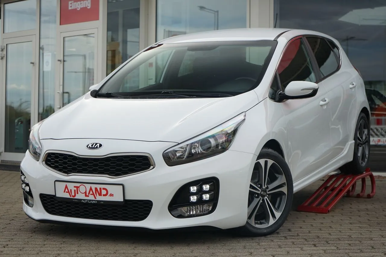 Kia Ceed 1.0 T GT-Line 2-Zonen-Klima...  Image 1