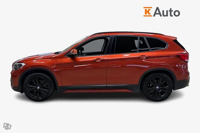 BMW X1 XDRIVE 25e Sport line * Vetokoukku / HUD / Sunset ora Image 5